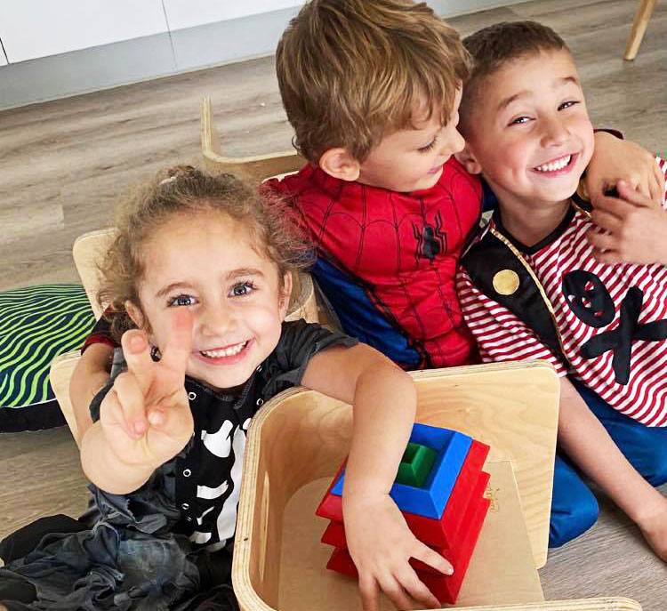 Navigating Screen Time: Guidelines for Different Age Groups in Early Childhood happy kids2 - Navigating Screen Time: Guidelines for Different Age Groups in Early Childhood